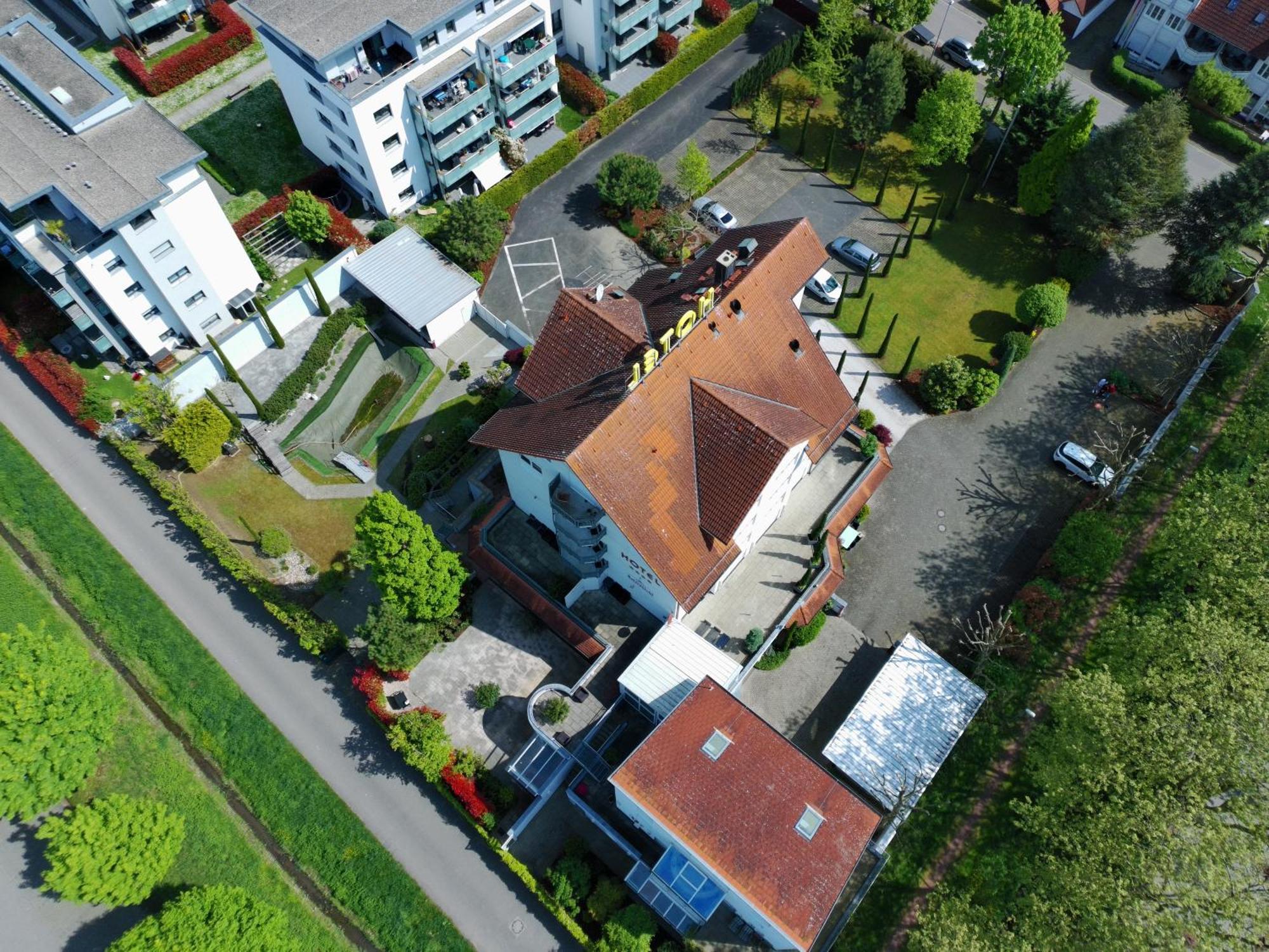 Kirchers Park & Wellnesshotel Kaiserstuhl Garni انديغن المظهر الخارجي الصورة