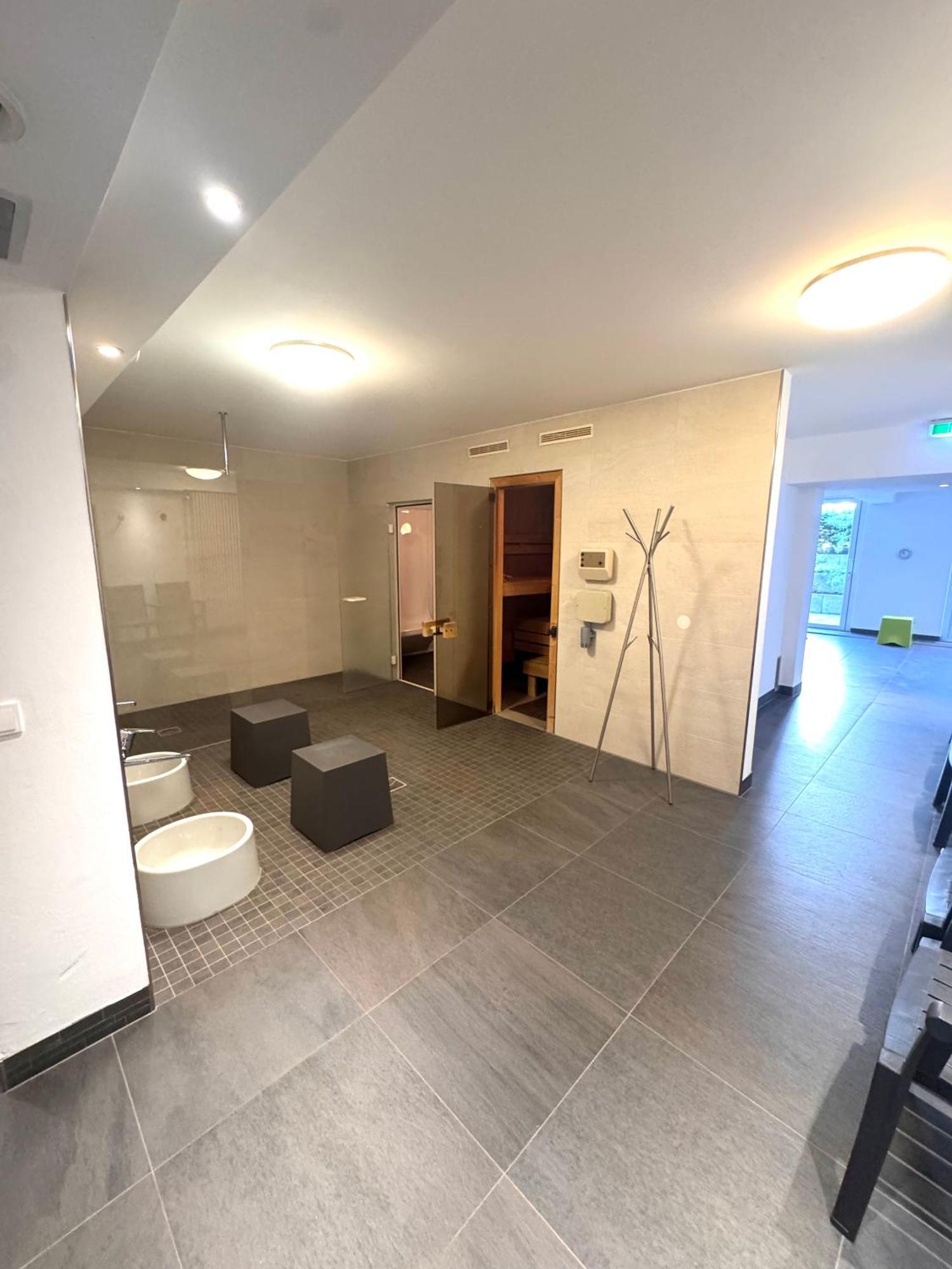 Kirchers Park & Wellnesshotel Kaiserstuhl Garni انديغن المظهر الخارجي الصورة