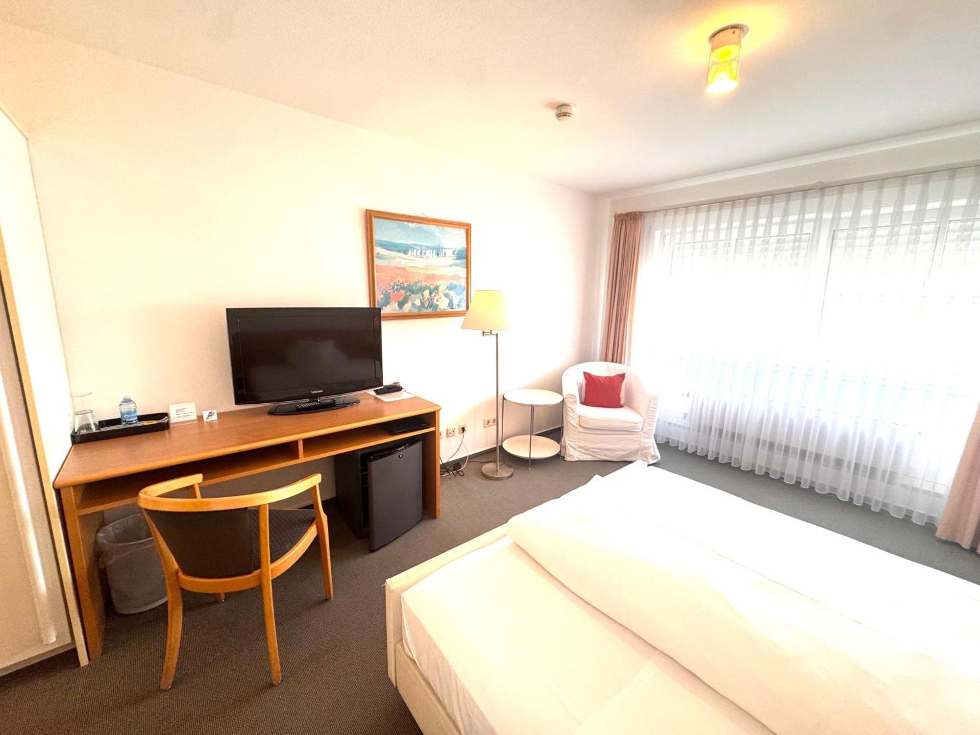Kirchers Park & Wellnesshotel Kaiserstuhl Garni انديغن المظهر الخارجي الصورة