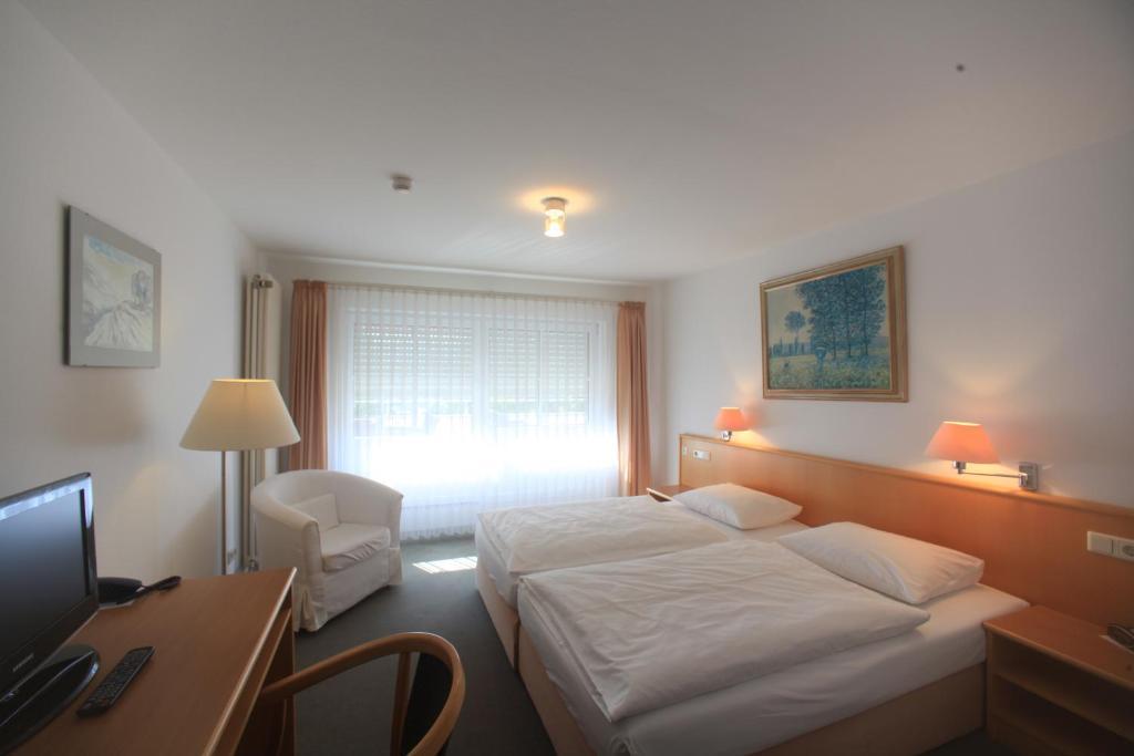 Kirchers Park & Wellnesshotel Kaiserstuhl Garni انديغن المظهر الخارجي الصورة